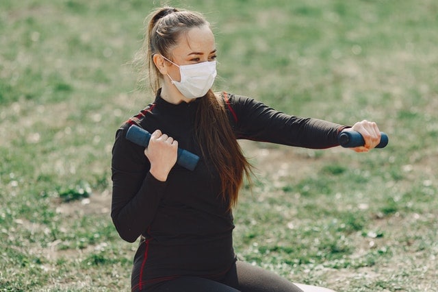 workout with mask