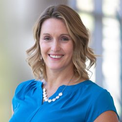 f-19-88-14845091_dgJbEgGD_Connie_Holen_Mindbody_Consultant_profile-01